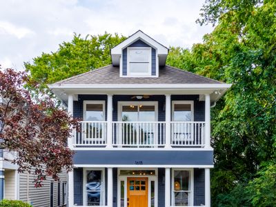 8-person house near downtown Nashville