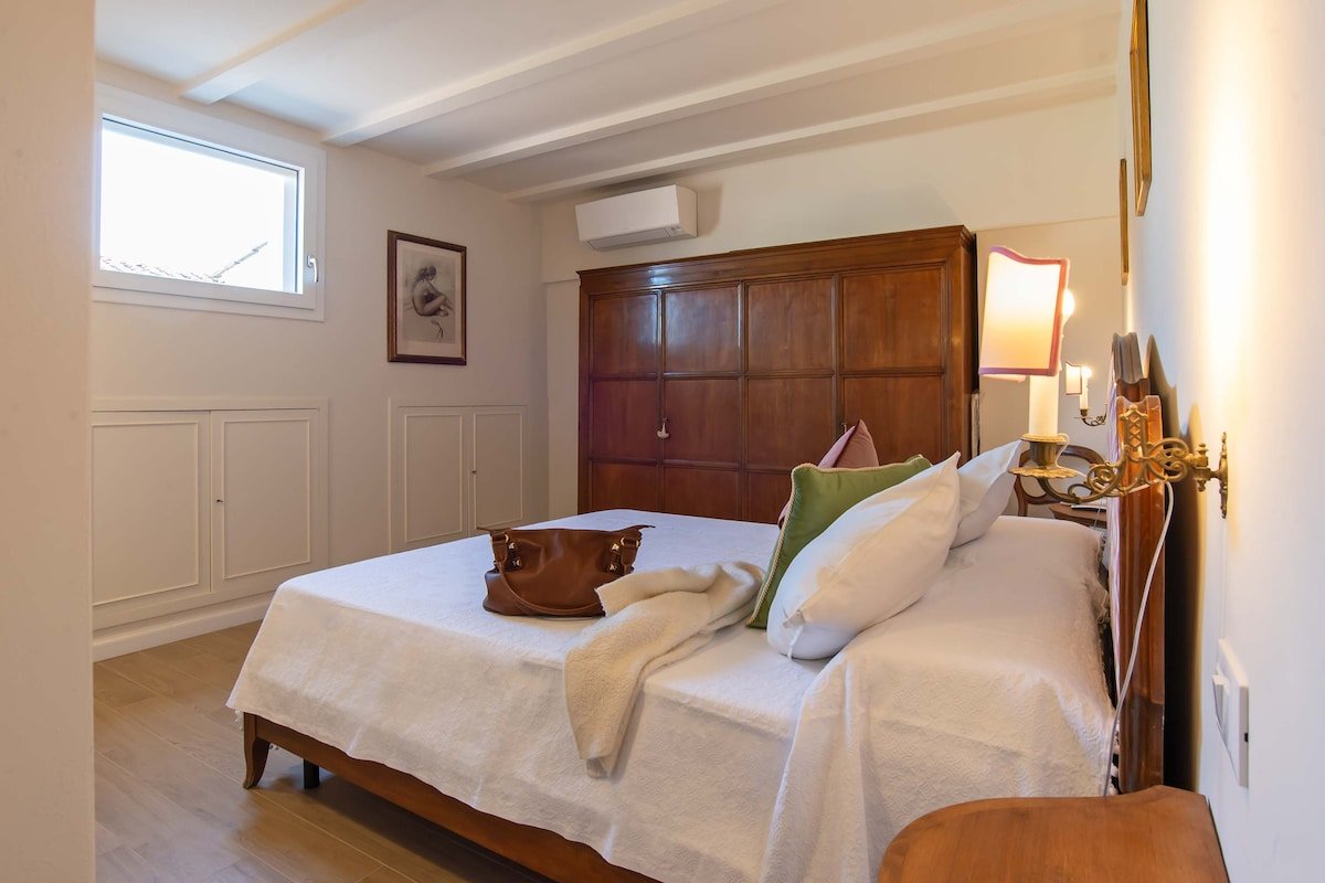 Santi Apostoli terrazza con vista gallery image 5