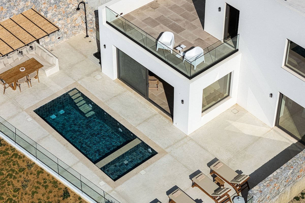 Elevate Your Escape: Rokkea Villa 350m from Beach gallery image 5