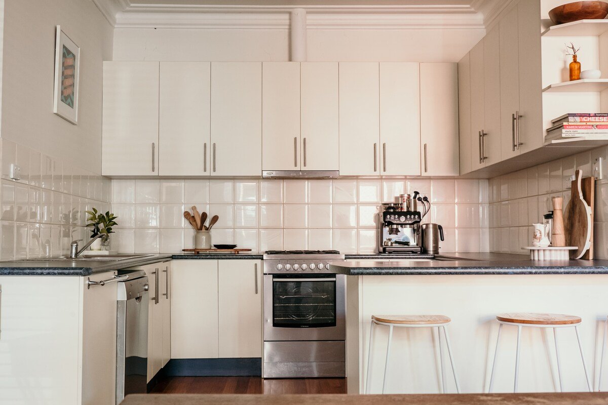 Spacious Home with Piano, Sleeps 8 gallery image 4