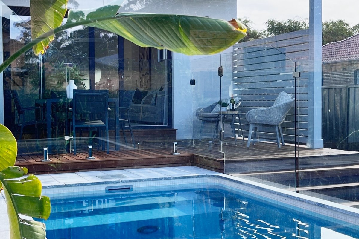 Luxury 4br house with a pool