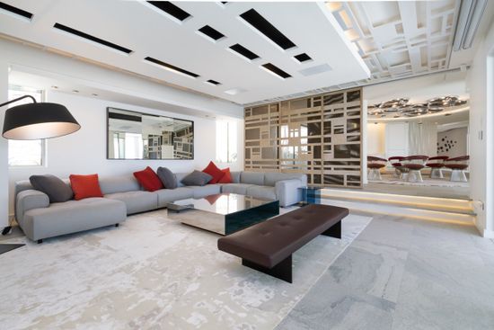 Photo 2 of Villa Esplanade accommodation in Bantry Bay, Cape Town with 4 bedrooms and 5 bathrooms