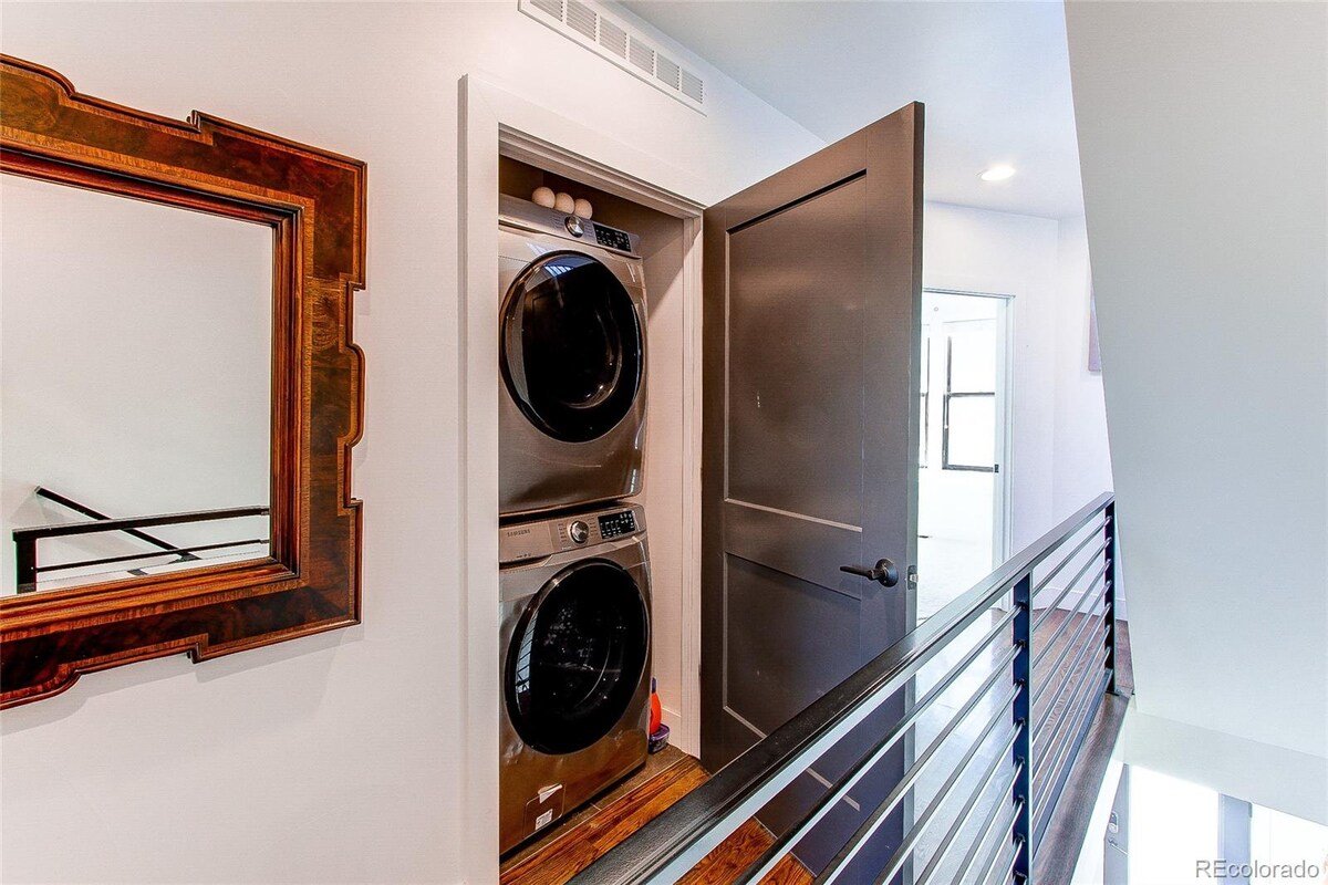 Stylish RiNo Townhome w/Rooftop & Walk to Downtown gallery image 5