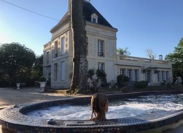 Demeure d’exception Spa de nage Jacuzzi chauffé gallery image 3