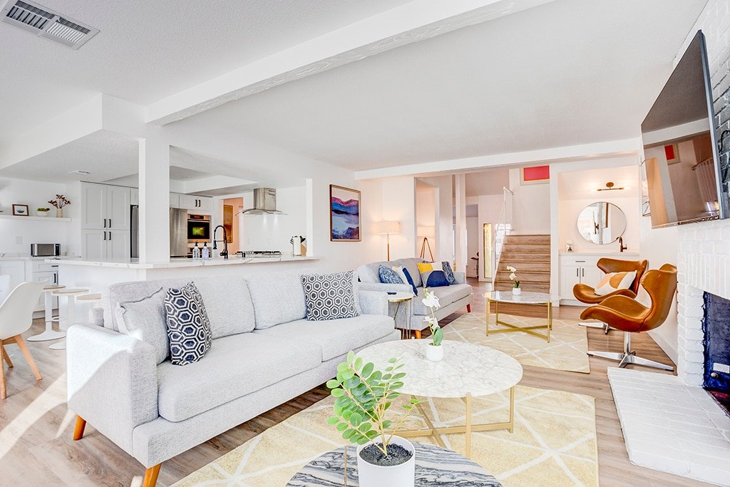 Stylish Resort POOL 7mins Strip! gallery image 5