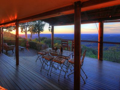 Montville Lodge with Ocean Views – “At Remingtons”