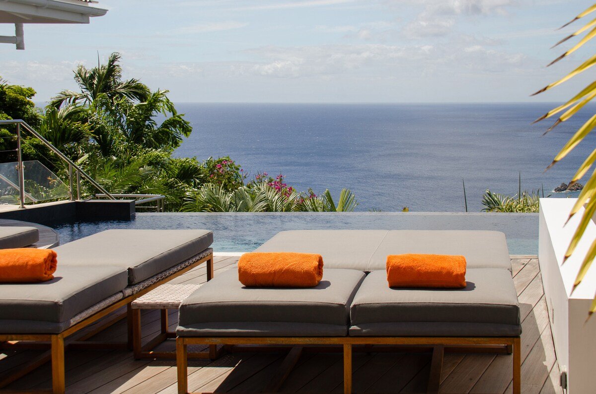 Vague Bleue gallery image 2