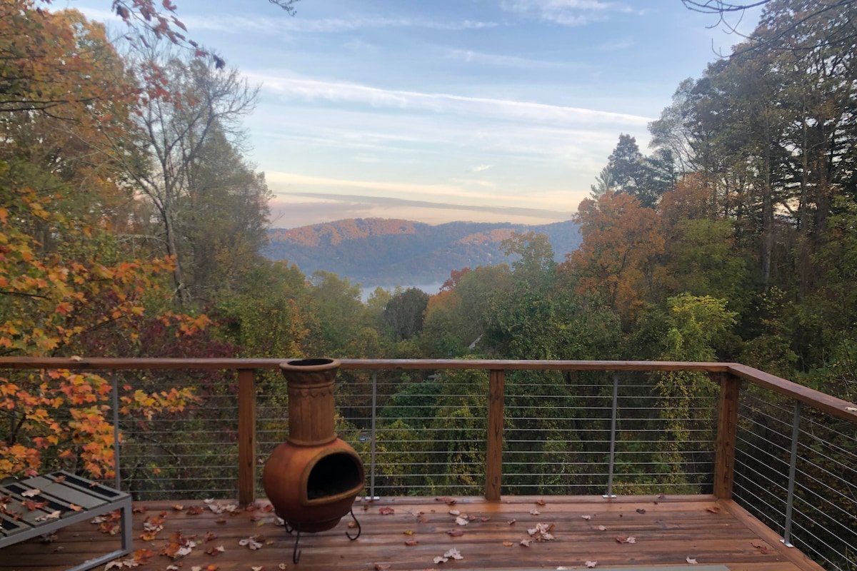 Modern Round House – Mtn Views – 2 Miles to DT AVL gallery image 5