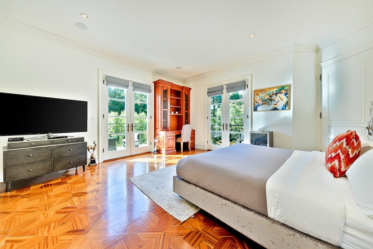 Shadow Hills gallery image 4