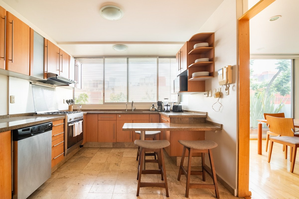 Acogedor Penthouse con balcones y roof garden gallery image 4