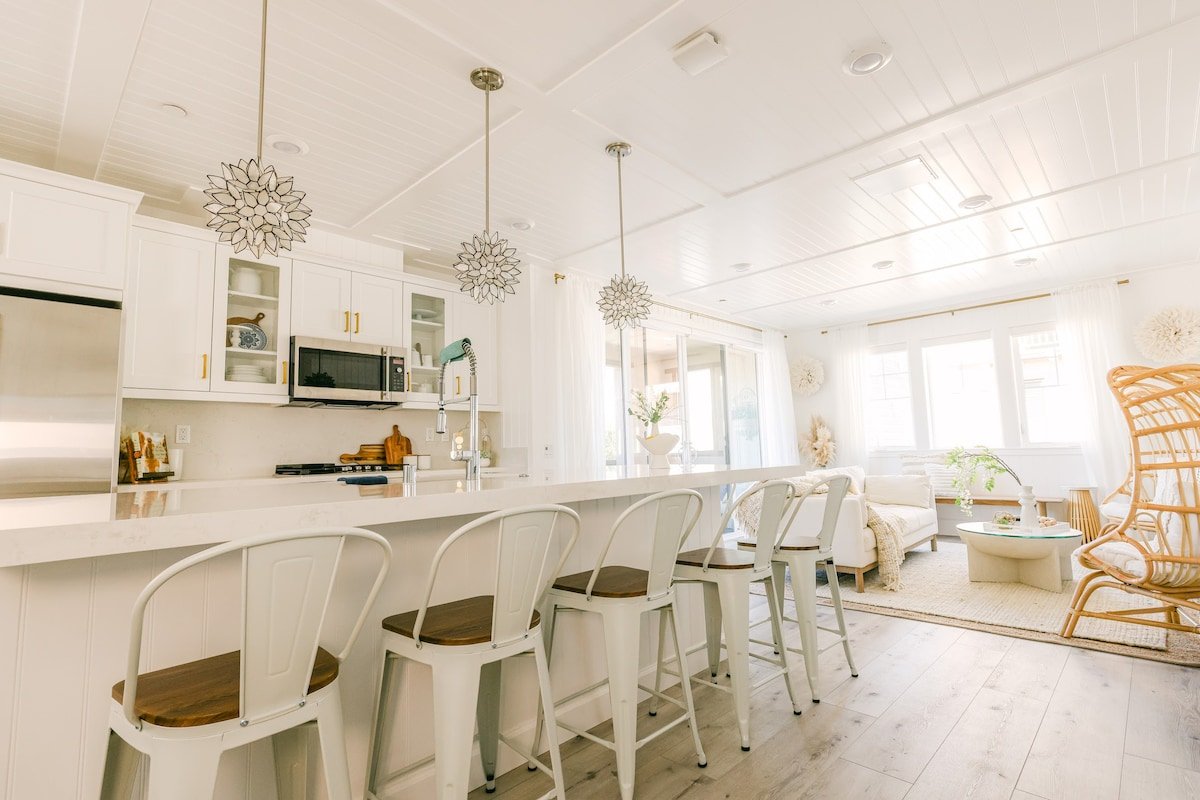 Relaxing Mission Beach Getaway – 300ft to sand gallery image 5