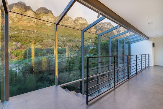 Photo 1 of The Views accommodation in Camps Bay, Cape Town with 4 bedrooms and 4 bathrooms