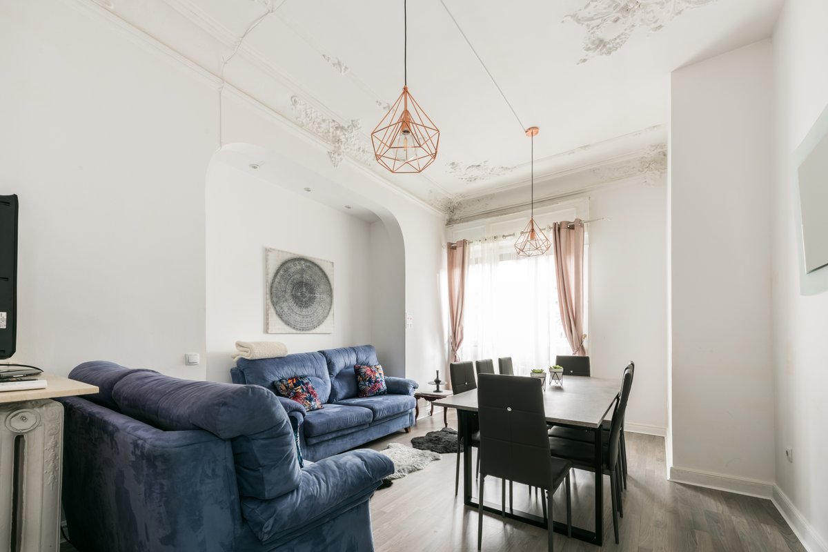 Gran Apartamento de 7 hab. y 7 baños (C/Gran Vía)