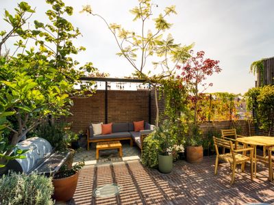 3BR Blend of Modern and Vintage W/Terrace