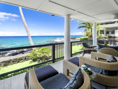 Oceanfront Kona Villa + Sauna & Epic Views