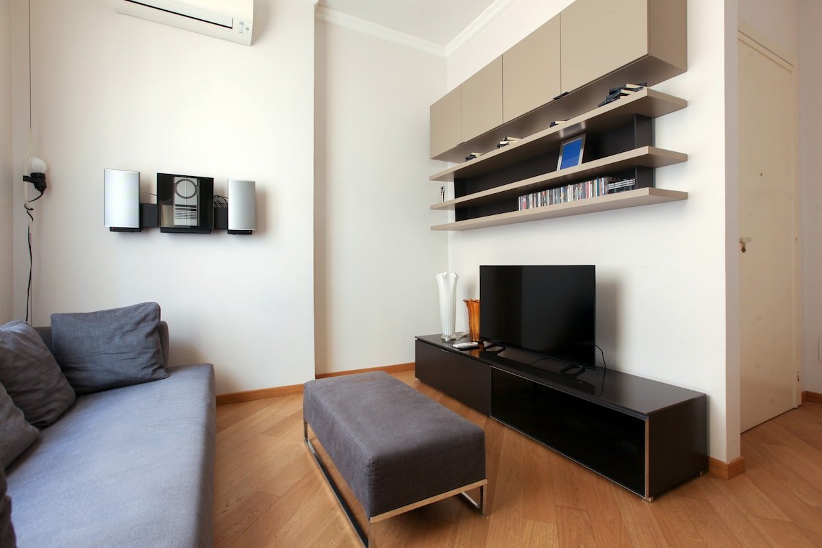 Porta Venezia Luxury 3BR | Hacca Collection gallery image 3