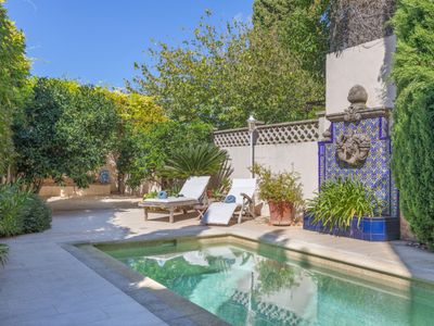5-Bedroom home w/ heated pool, AC in Soller centre