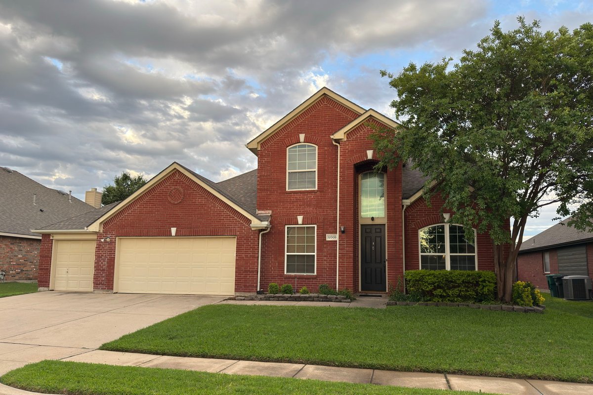 Keller Schools 4BD 3BA Quiet Street, Pet Friendly!