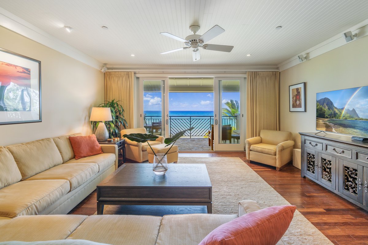 Oceanfront 4BR Dream Villa • Steps to Beach & Pool