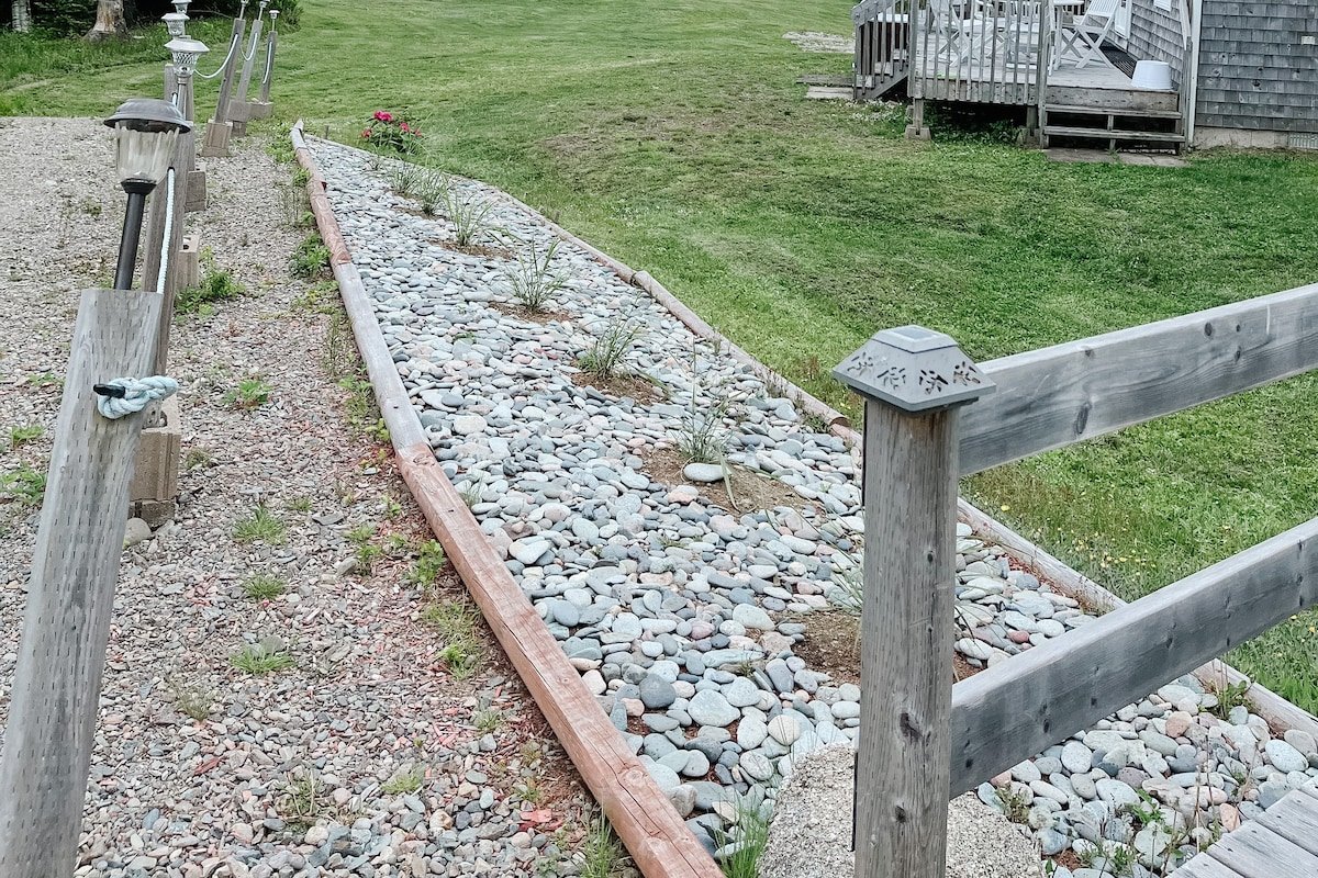 Cozy coastal cottage on the Bay of Fundy gallery image 2
