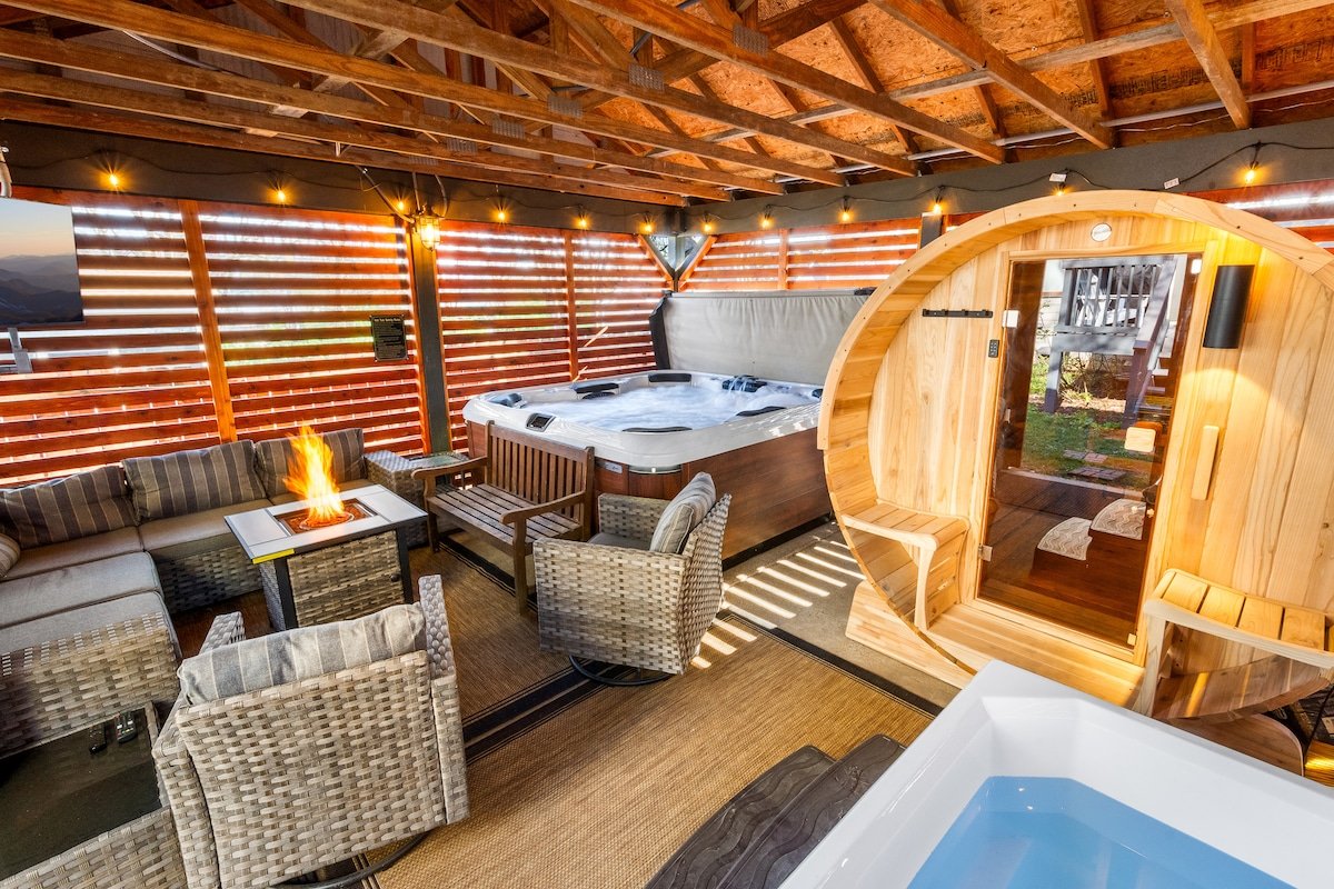 *HOT TUB*Sauna*Cold Plunge* Nashville Luxury Lodge gallery image 2