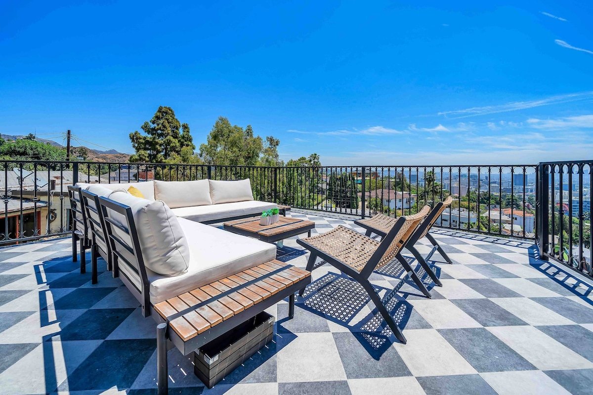 Voted Guest Favorite! Get Wow’d! Stellar Views gallery image 2