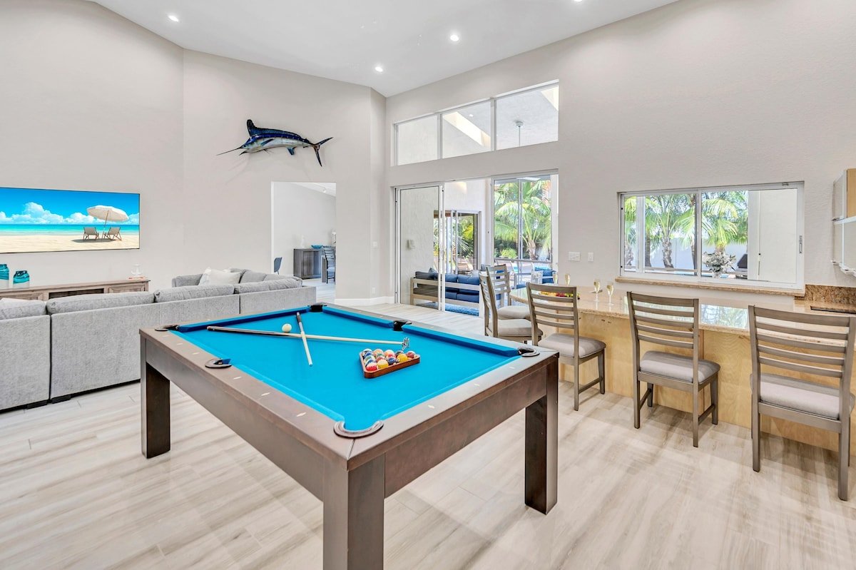Walk to beach | Heated Pool | Marlin Key gallery image 4