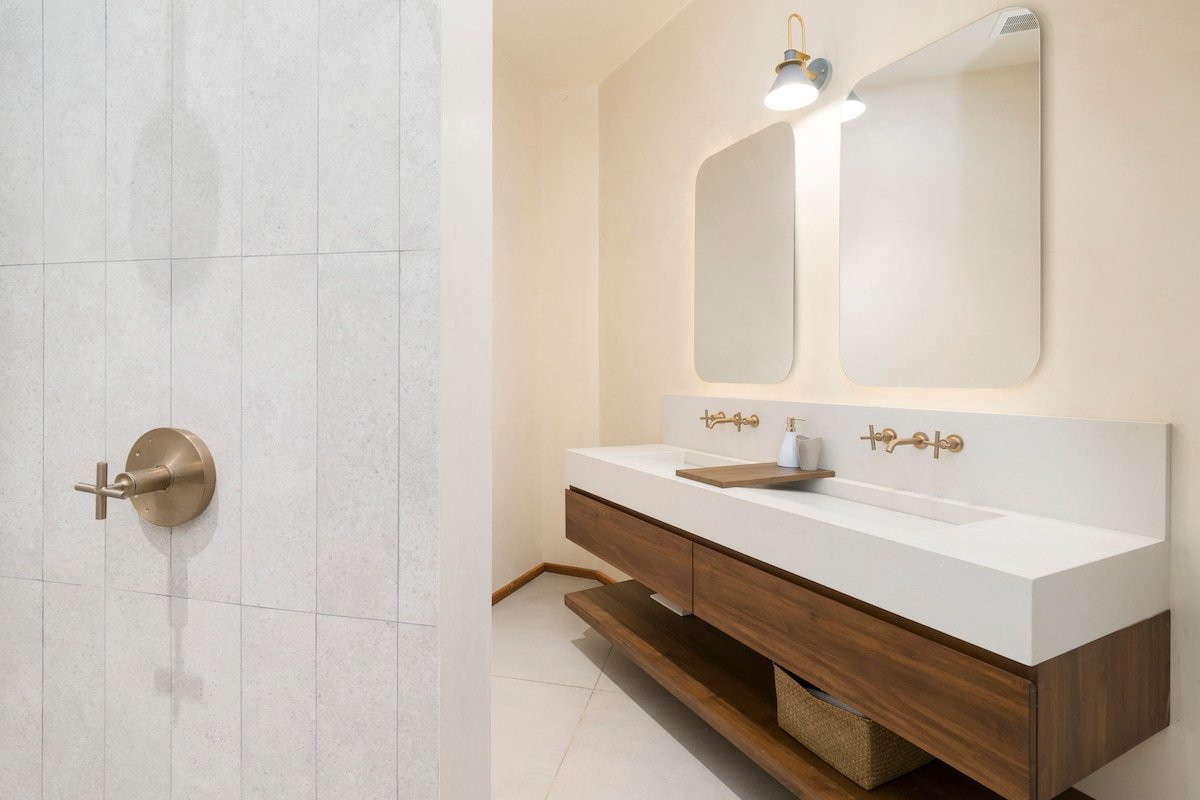 Luxe Playa Negra / Beachfront / Mansion 5BR / Pool gallery image 3