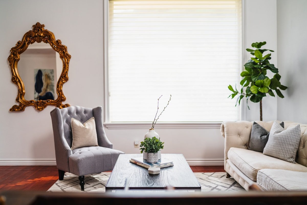 Beautiful Home Stunning Views w/ Salt Water Pool gallery image 5