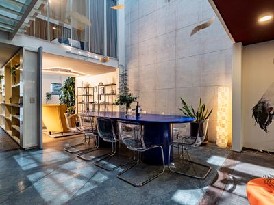 Stunning Roma House with Beautiful Patio A/C 16PAX