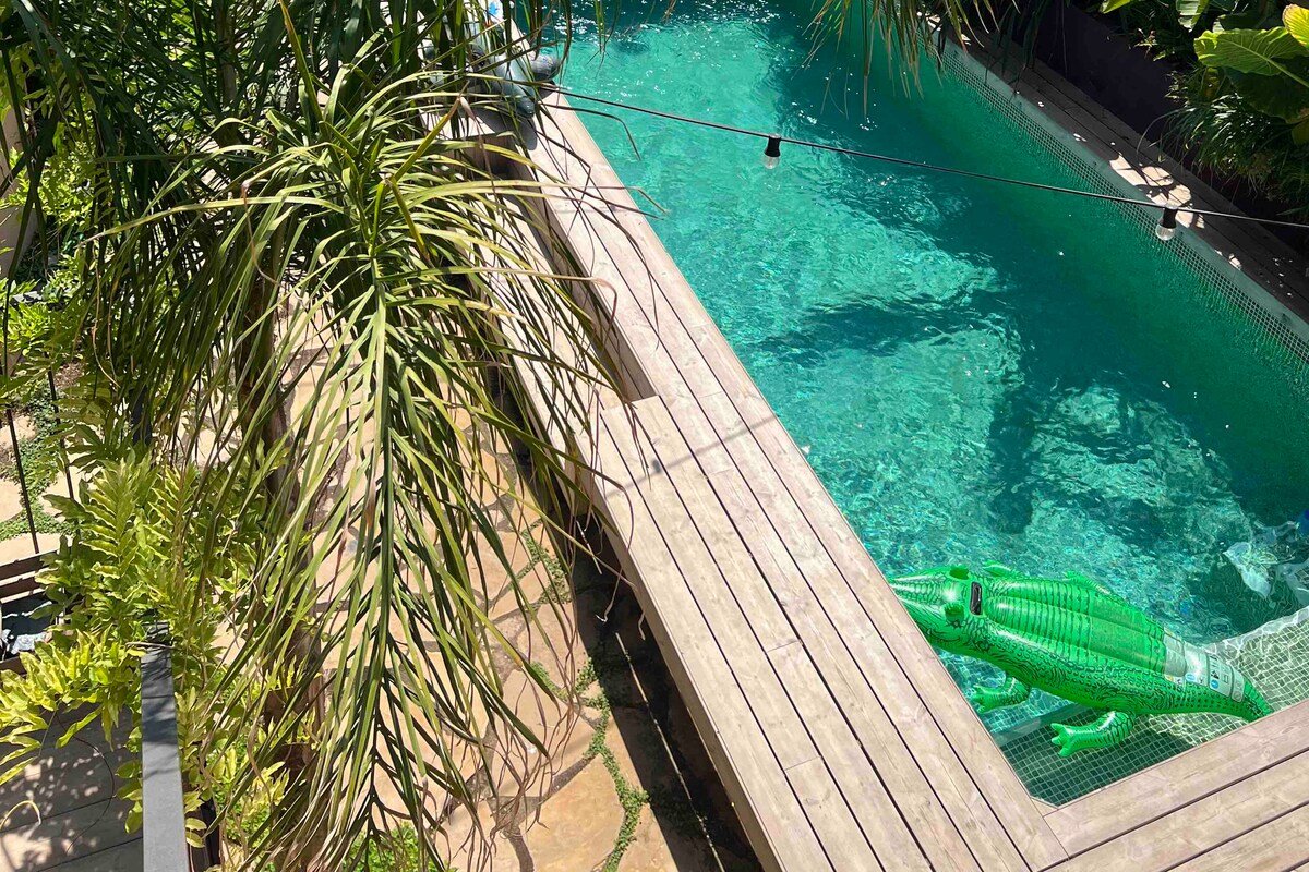 Close to beach in Cabanyal: Pool, Terrace, 2 bdr gallery image 3