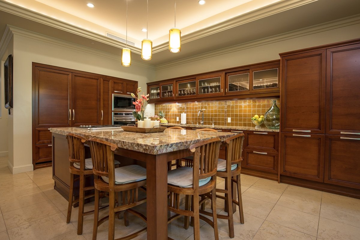 Ho’olei #93-2-Beautifully Appointed-Well Equipped gallery image 4