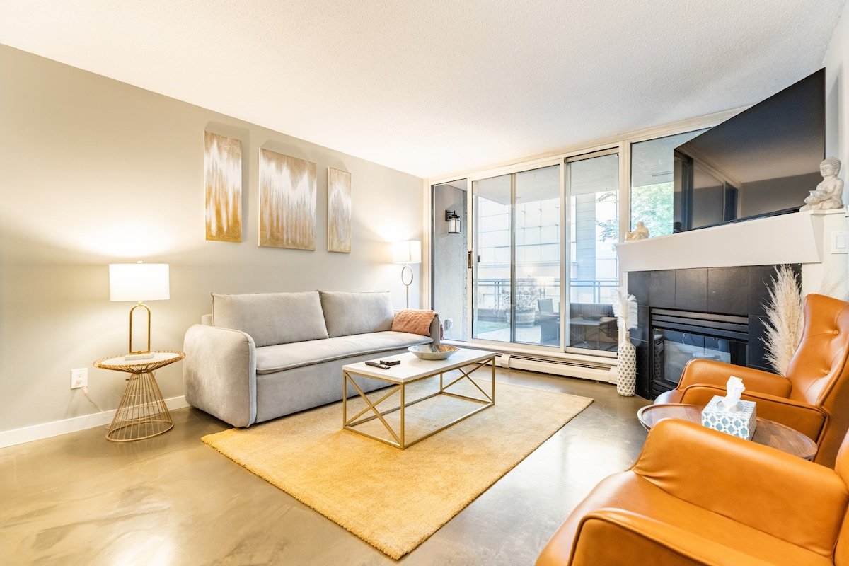 LuxuryRetreat Den LargePatio MountainView Licenced gallery image 2