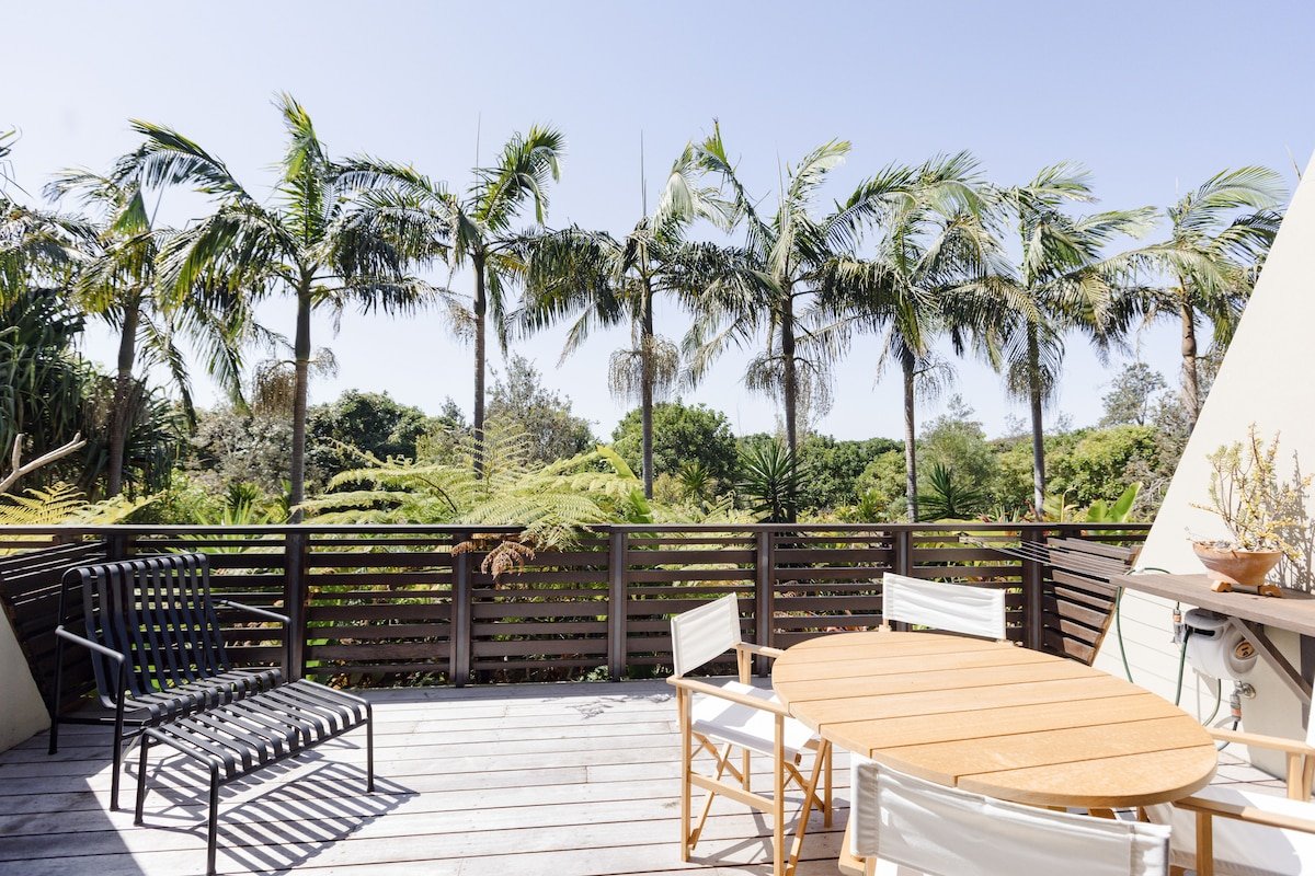 Kiah Beachfront Villa ~January availability gallery image 2