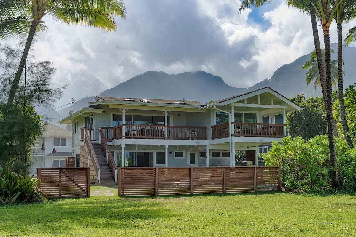 Luxury Beachfront home on Hanalei Bay with A/C gallery image 2
