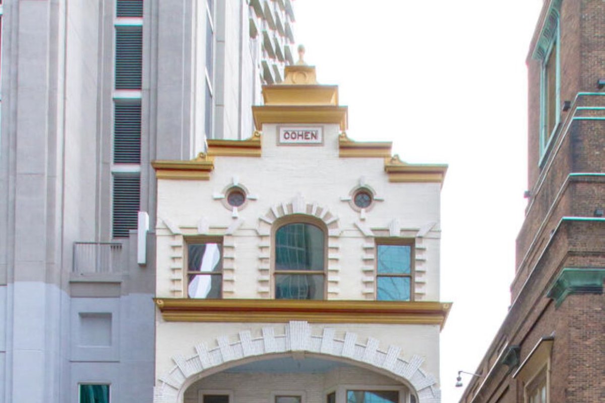 Meyer Loft | Iconic & Historic | Walkable Downtown