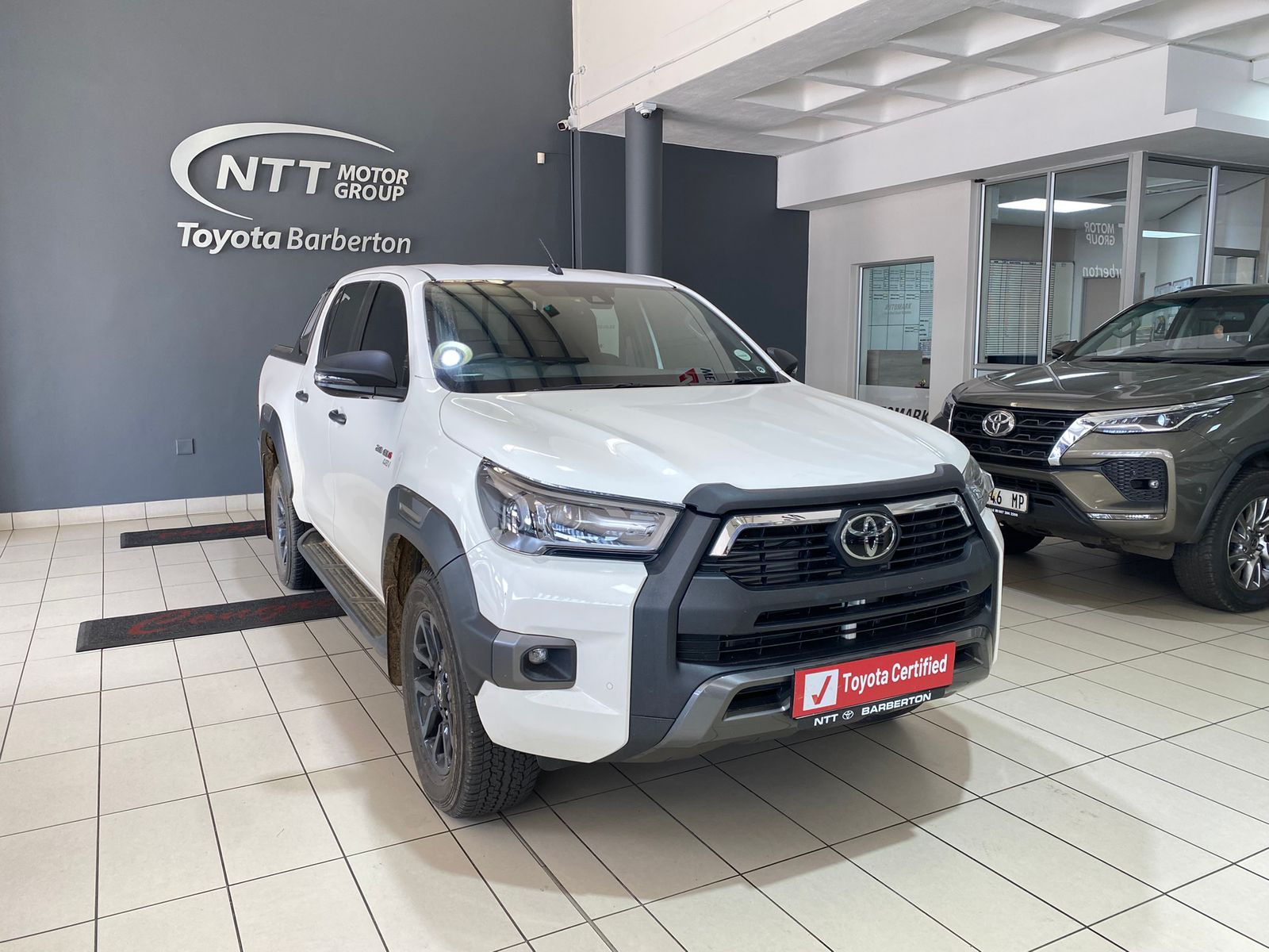 TOYOTA HILUX 2.8 GD-6 RB LEGEND RS  for Sale in South Africa