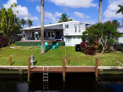 Waterfront home/min to Beach/Heated Hottub/Firepit