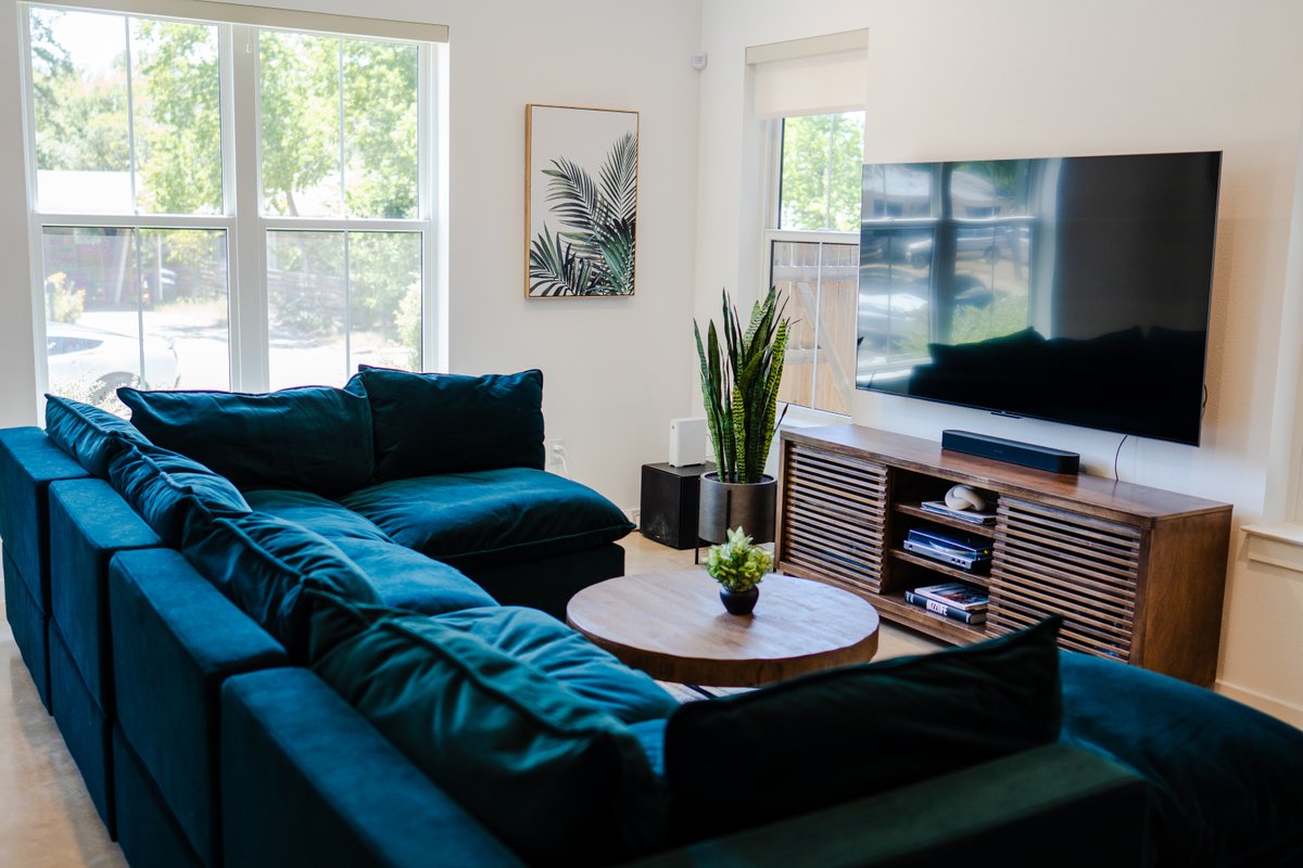 Boho Jungle Mid-century Modern Villa ~10 min to DT