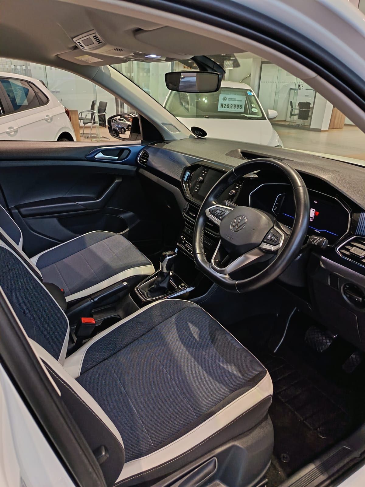 Used car gallery