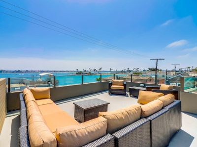 Single Family | Steps to Bay & Beach & Shops