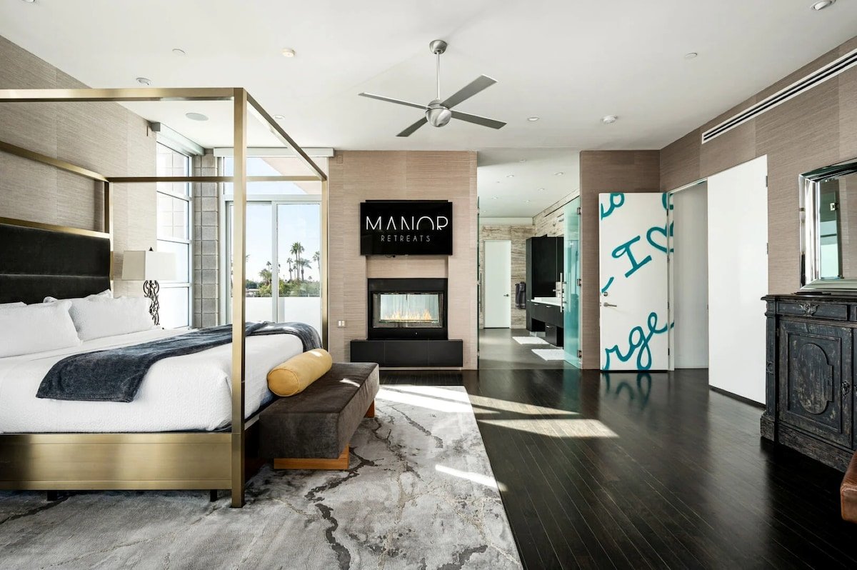 The George gallery image 3