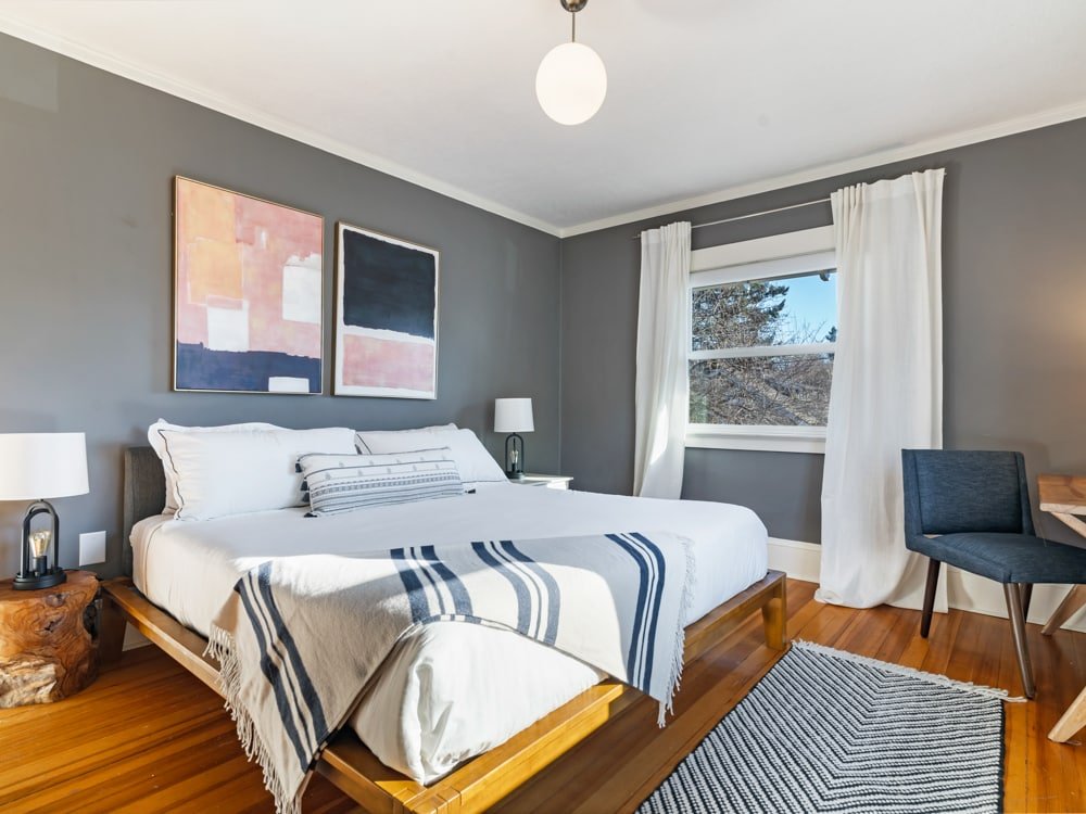 Monthly Rental – The Hollywood House gallery image 3