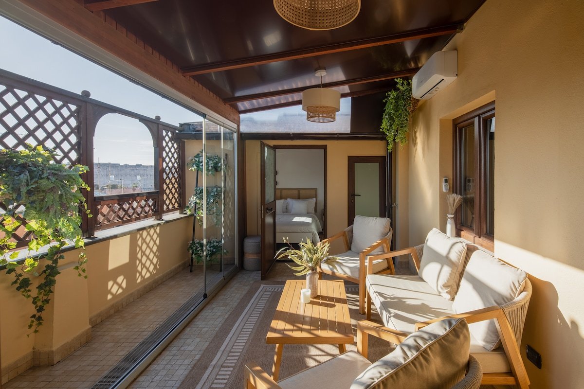 Colosseo Flats and Penthouse gallery image 2