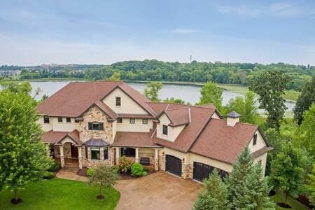 Luxury 7400 sq.ft Stunning Home Theater/Sleeps 18+ gallery image 3