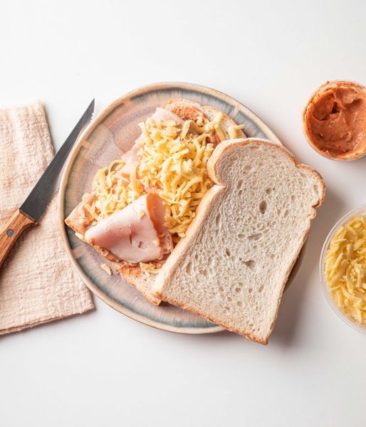 Photo of Cheesy Tomato Turkey Toastie
