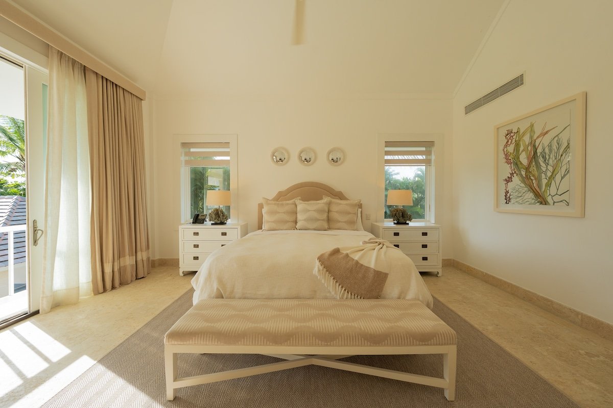 Stunning 5BR Private Villa with Cook&Service Staff gallery image 4