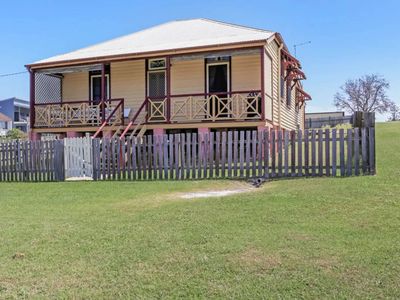 Yamba Lighthouse Cottage 1 – Ocean View