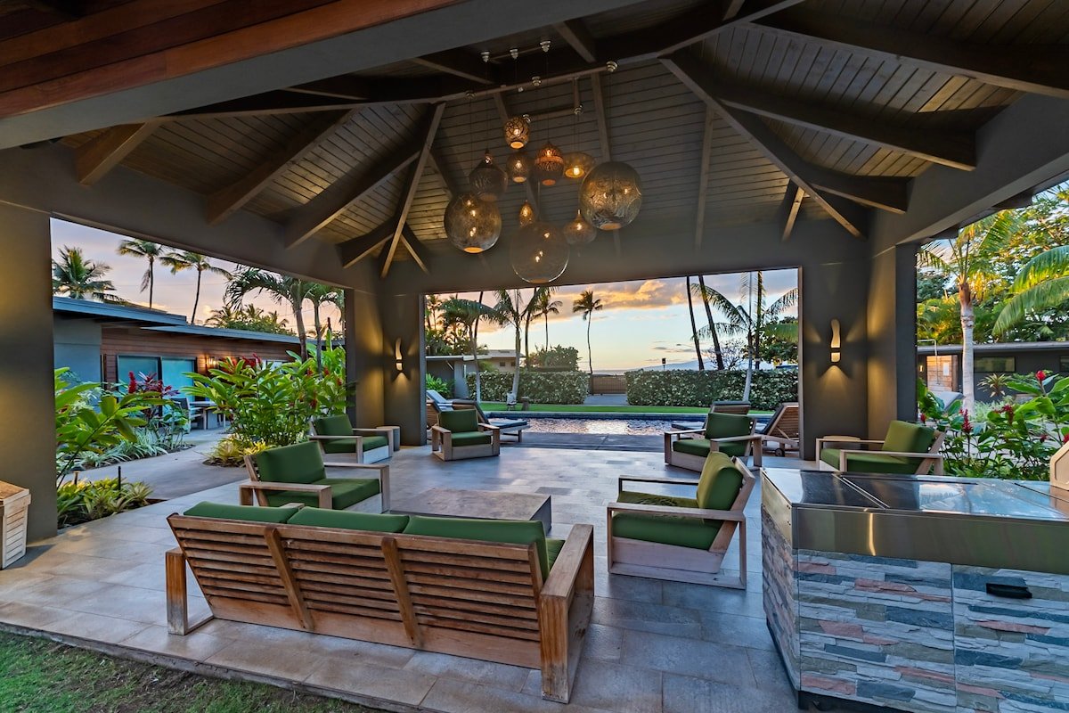 9 Villas/10 Bedrooms, Sleeps 28 guests gallery image 3