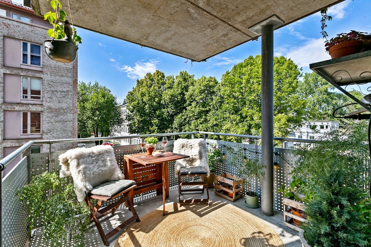 Family friendly | Free parking | EV charging gallery image 2